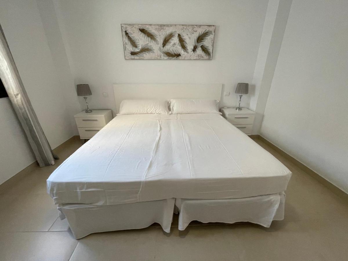 Royal Suites Estepona By Croma Екстериор снимка